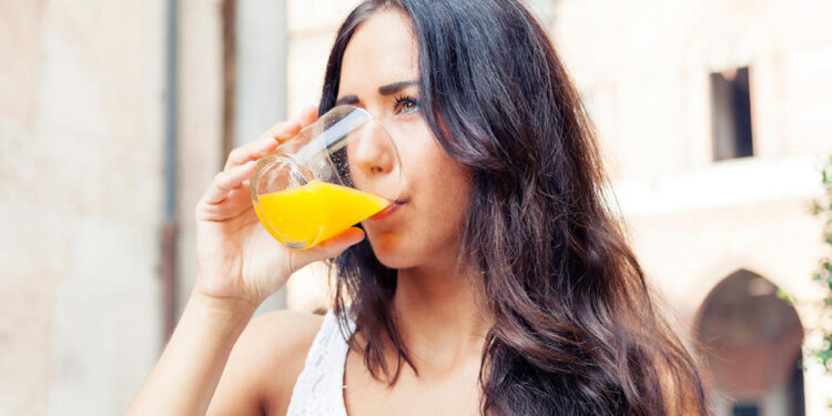 Vitamin C and Kidney Stones: Fact or Fiction?